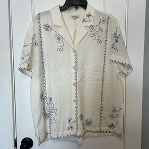 Madewell Cream and Blue Floral Hawaiian style Button Down Shirt